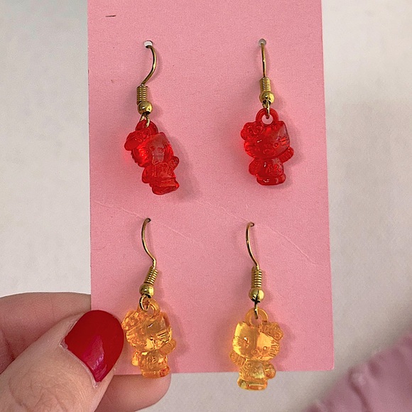 Bundle of 2 Red and Yellow hello kitty charm Earrings - Picture 1 of 5